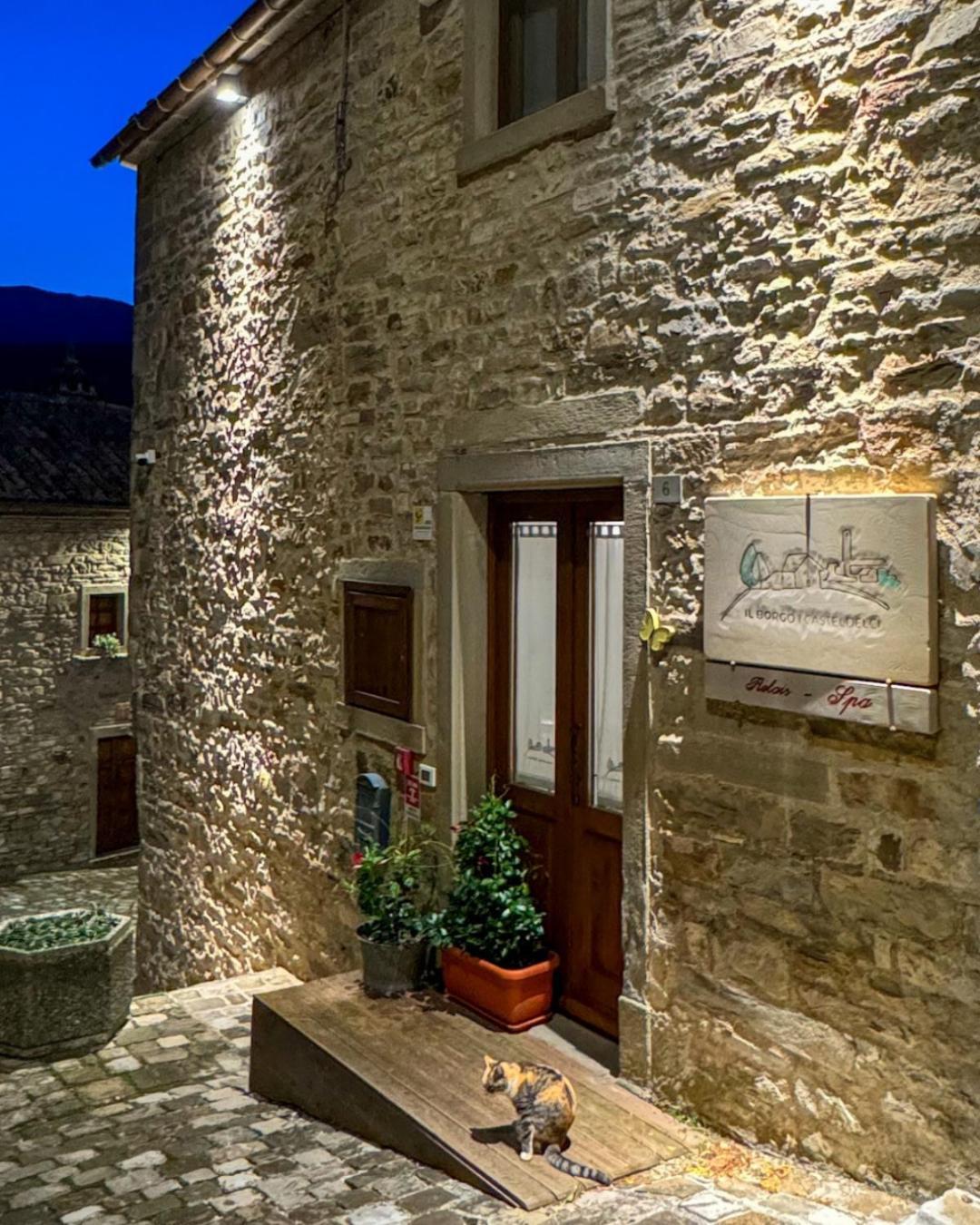 Hotel Il Borgo Casteldelci Exterior foto